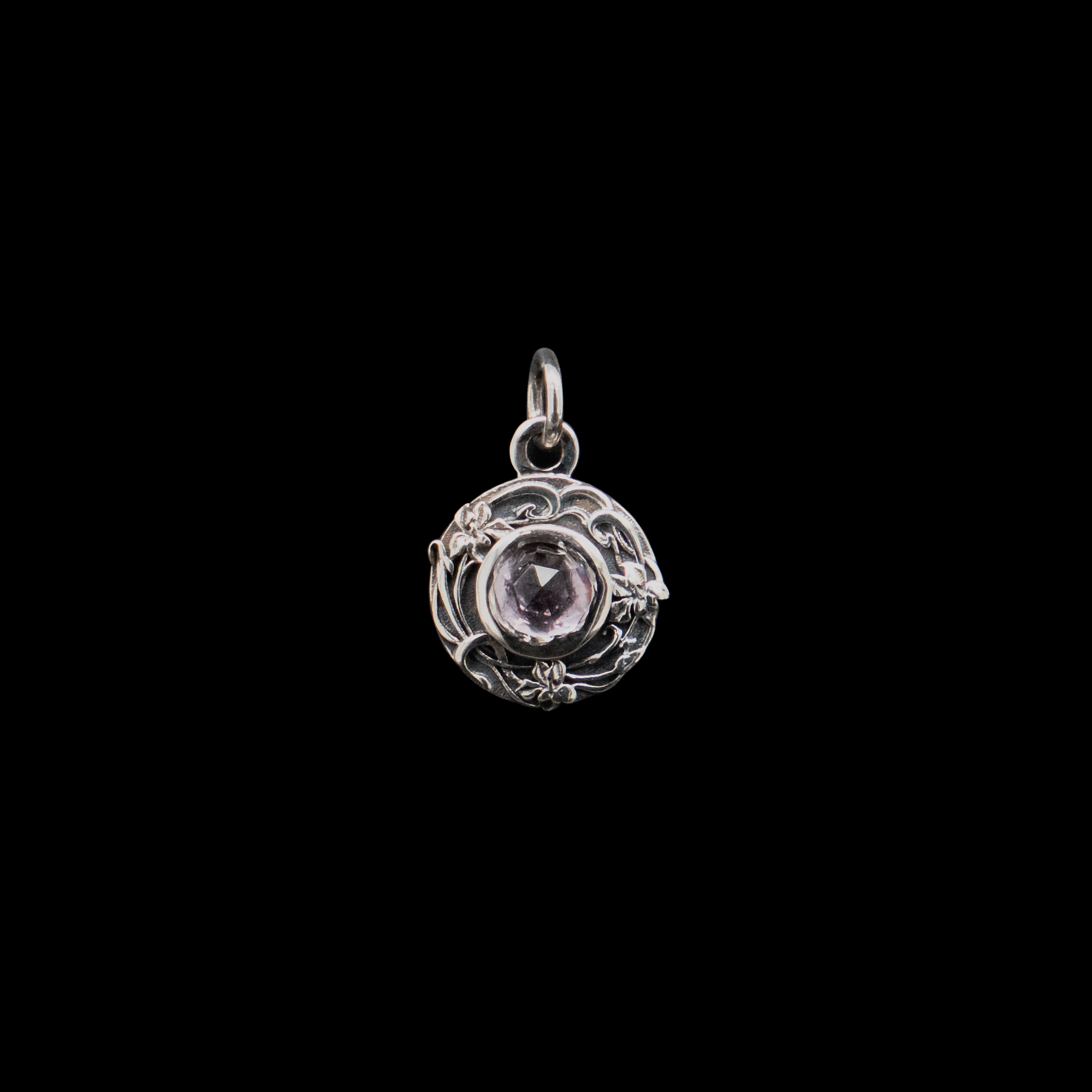 Lily Silver pendant