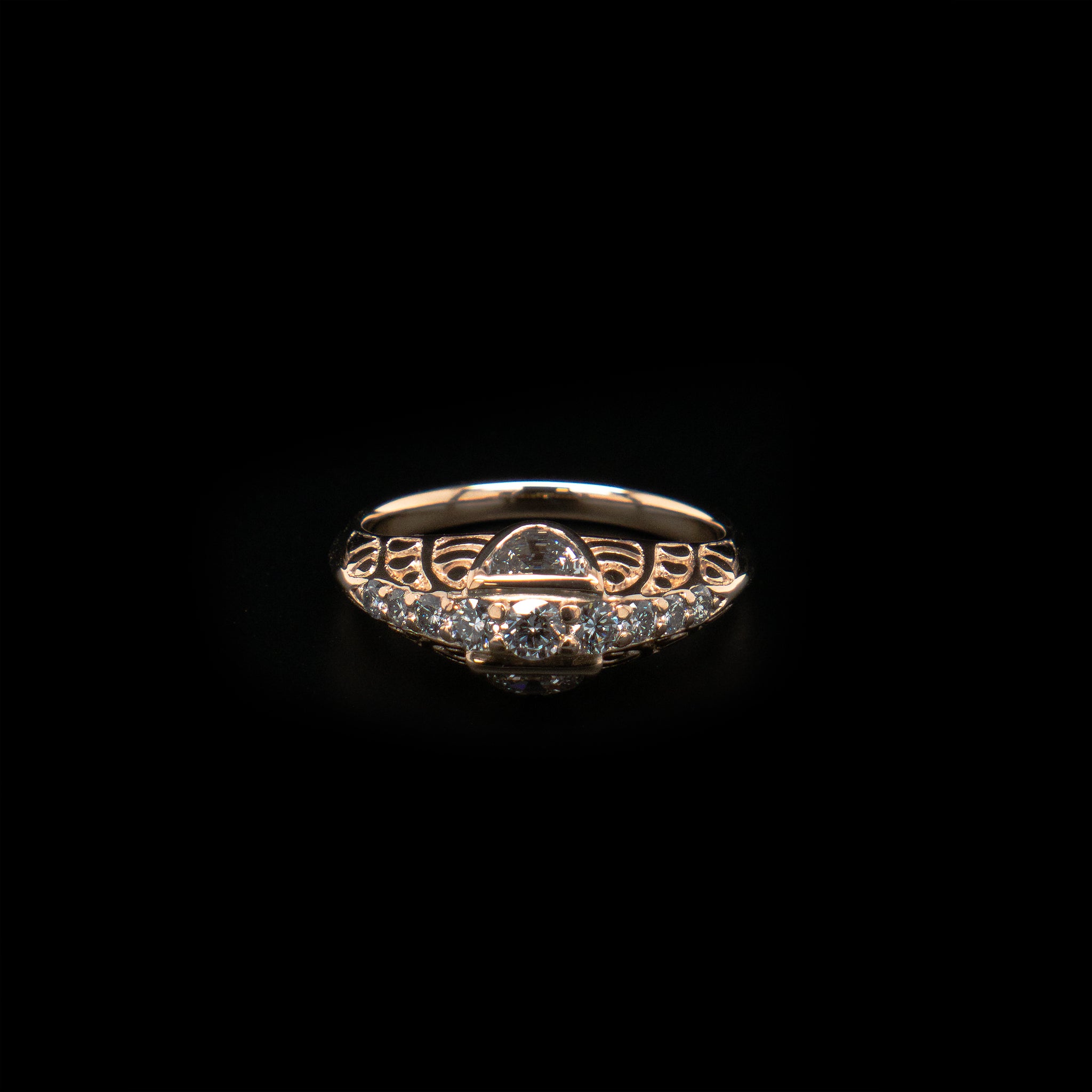 Crest Ring