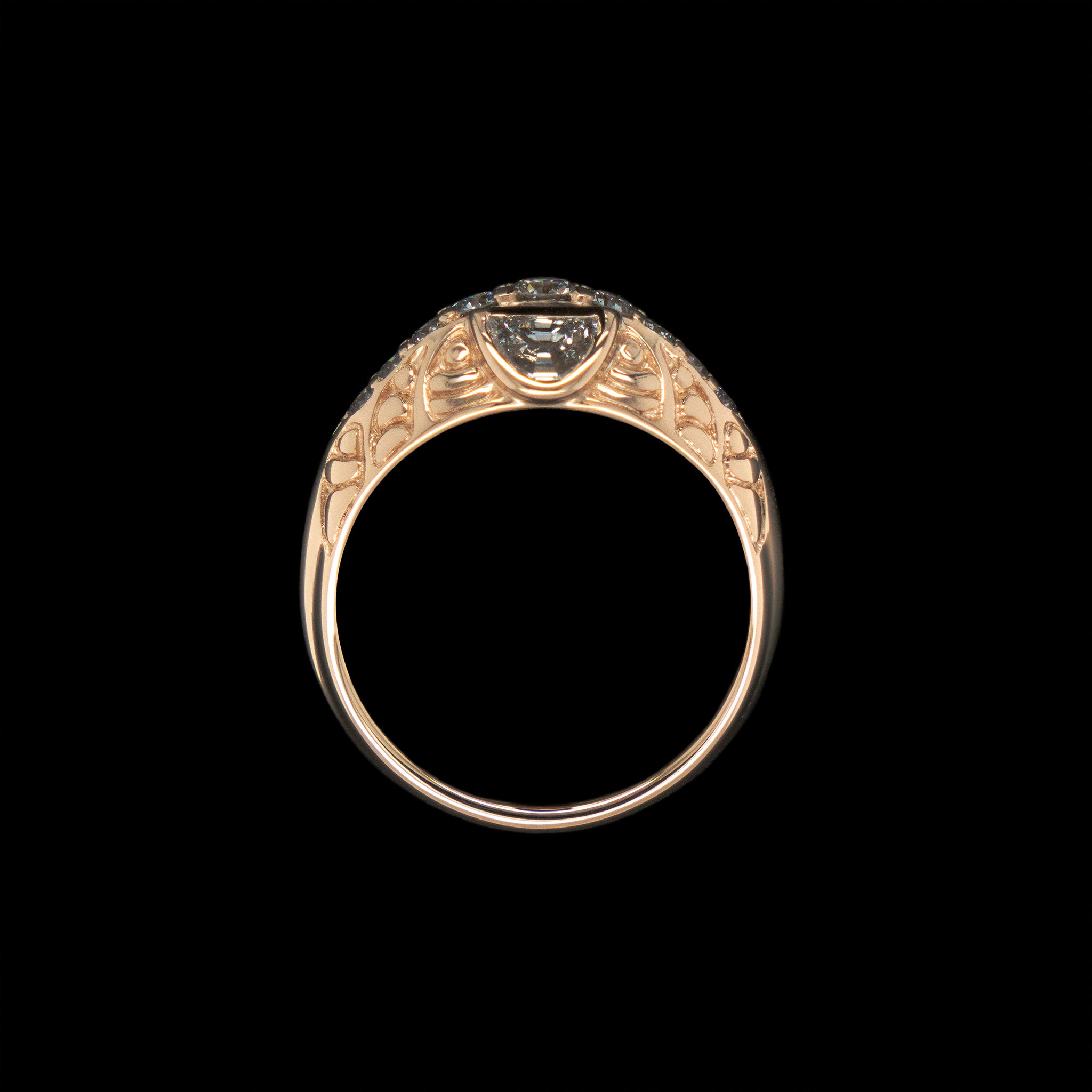 Crest Ring