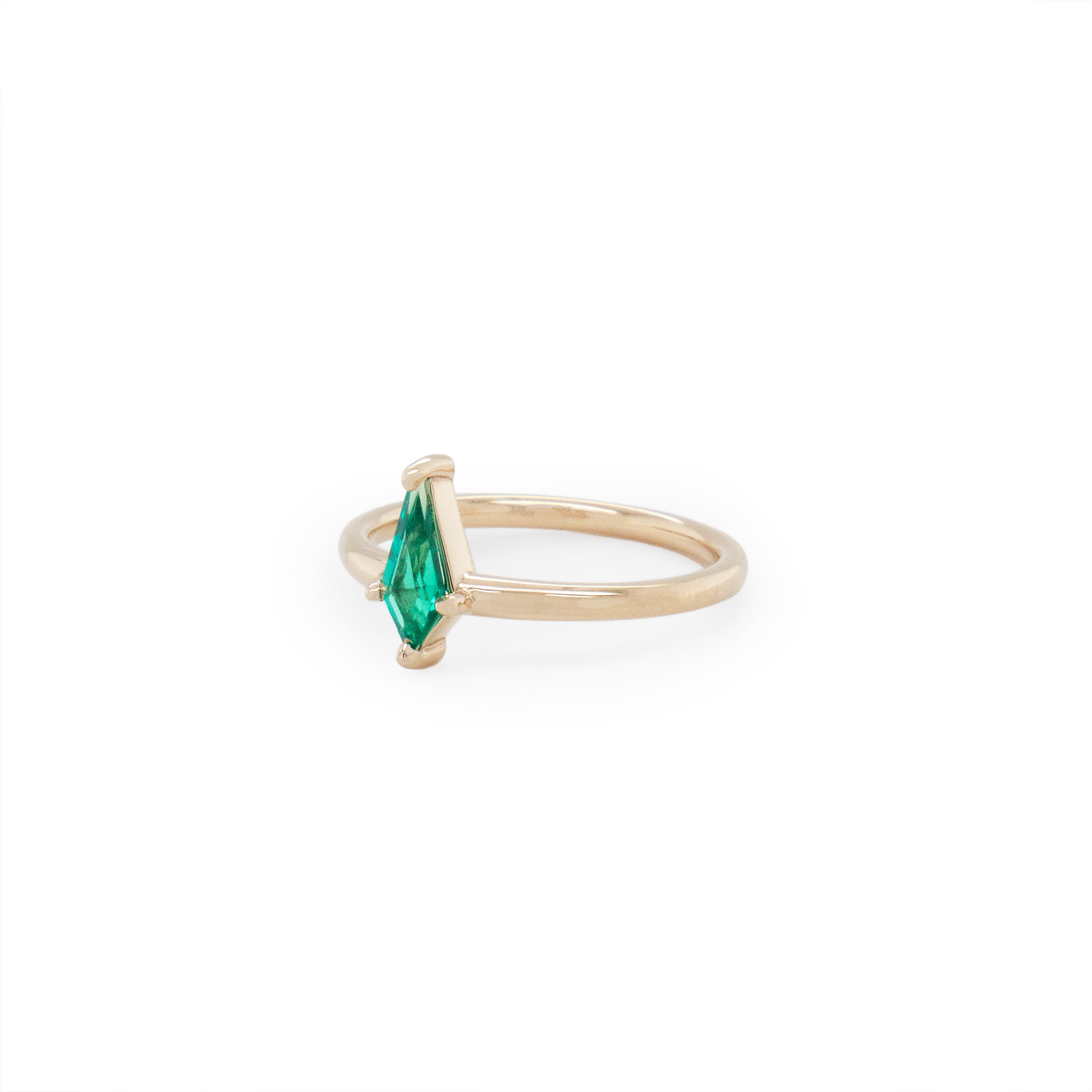 Emerald Brut Ring