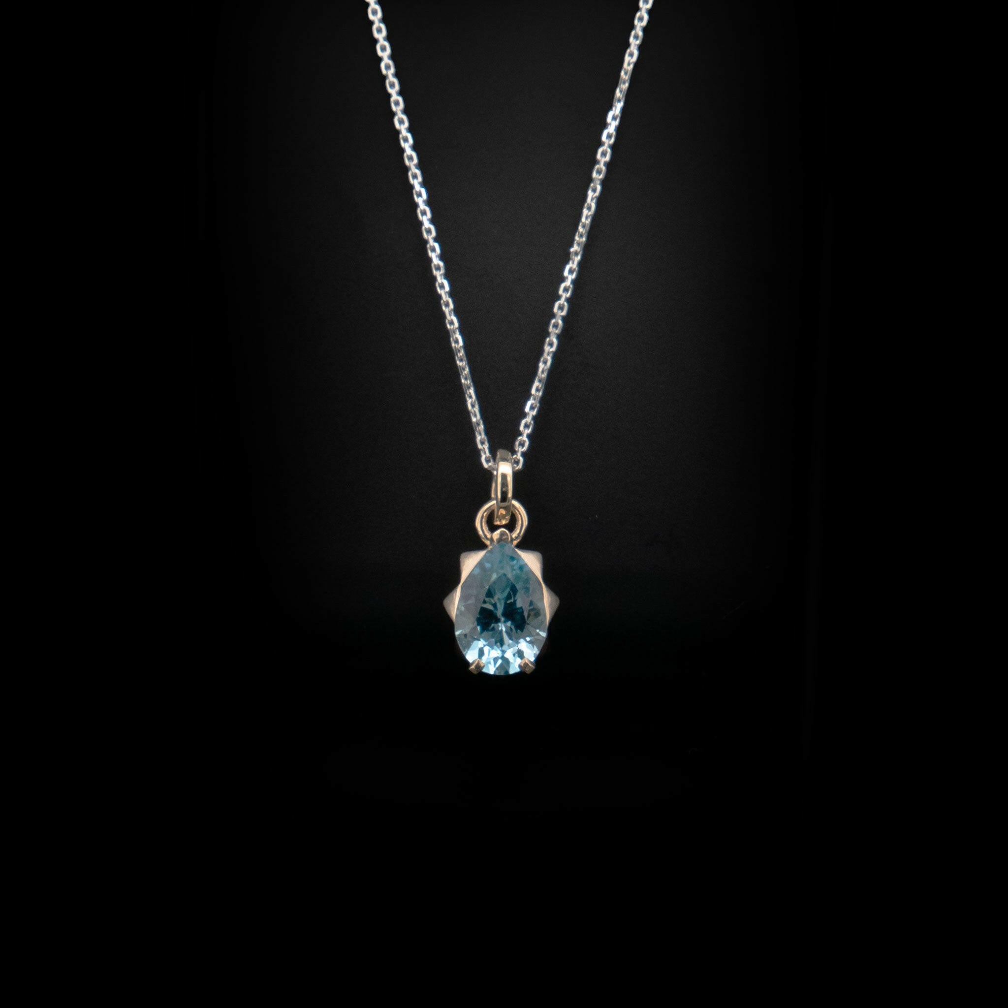 blue topaz studs pendant