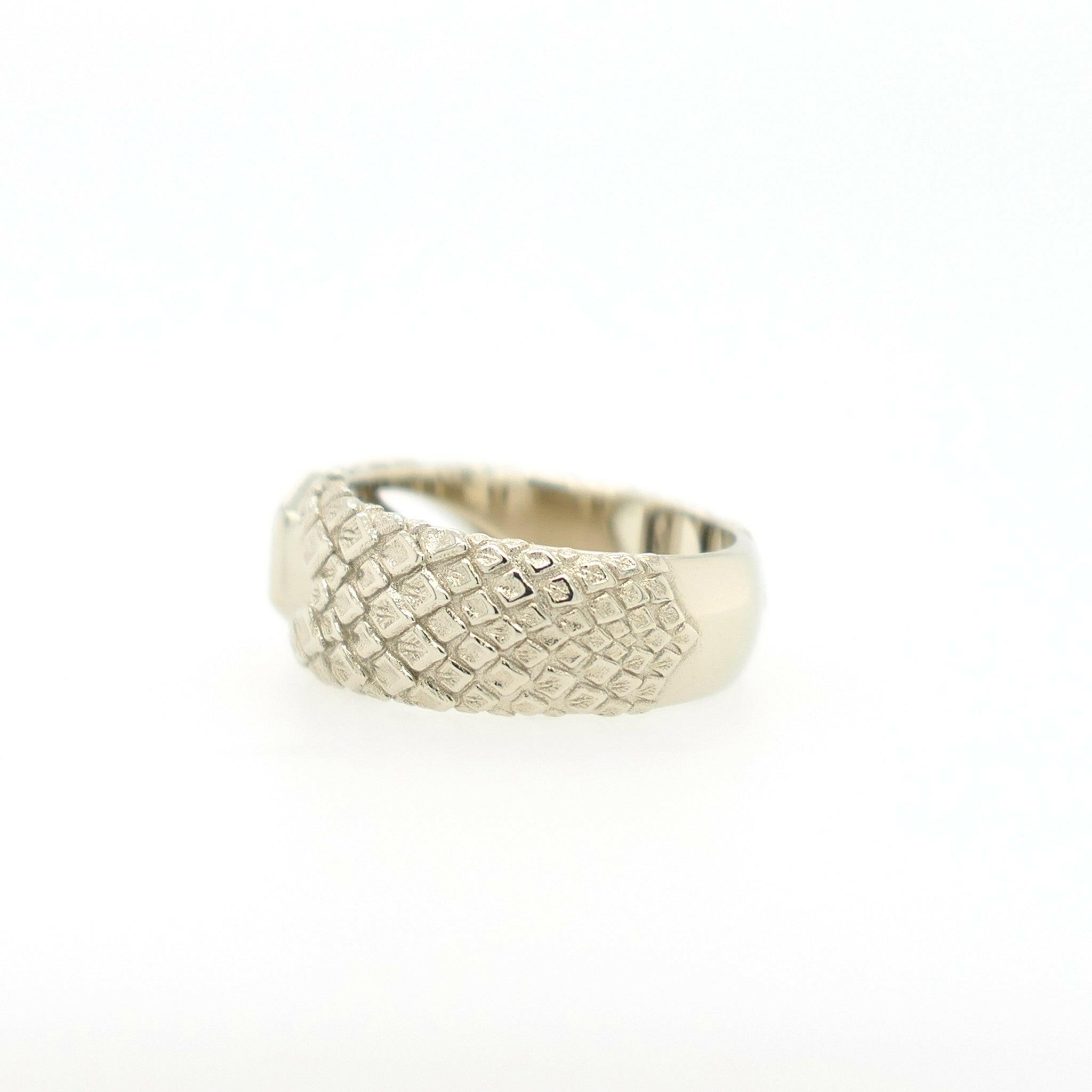 salt and pepper diamond ring