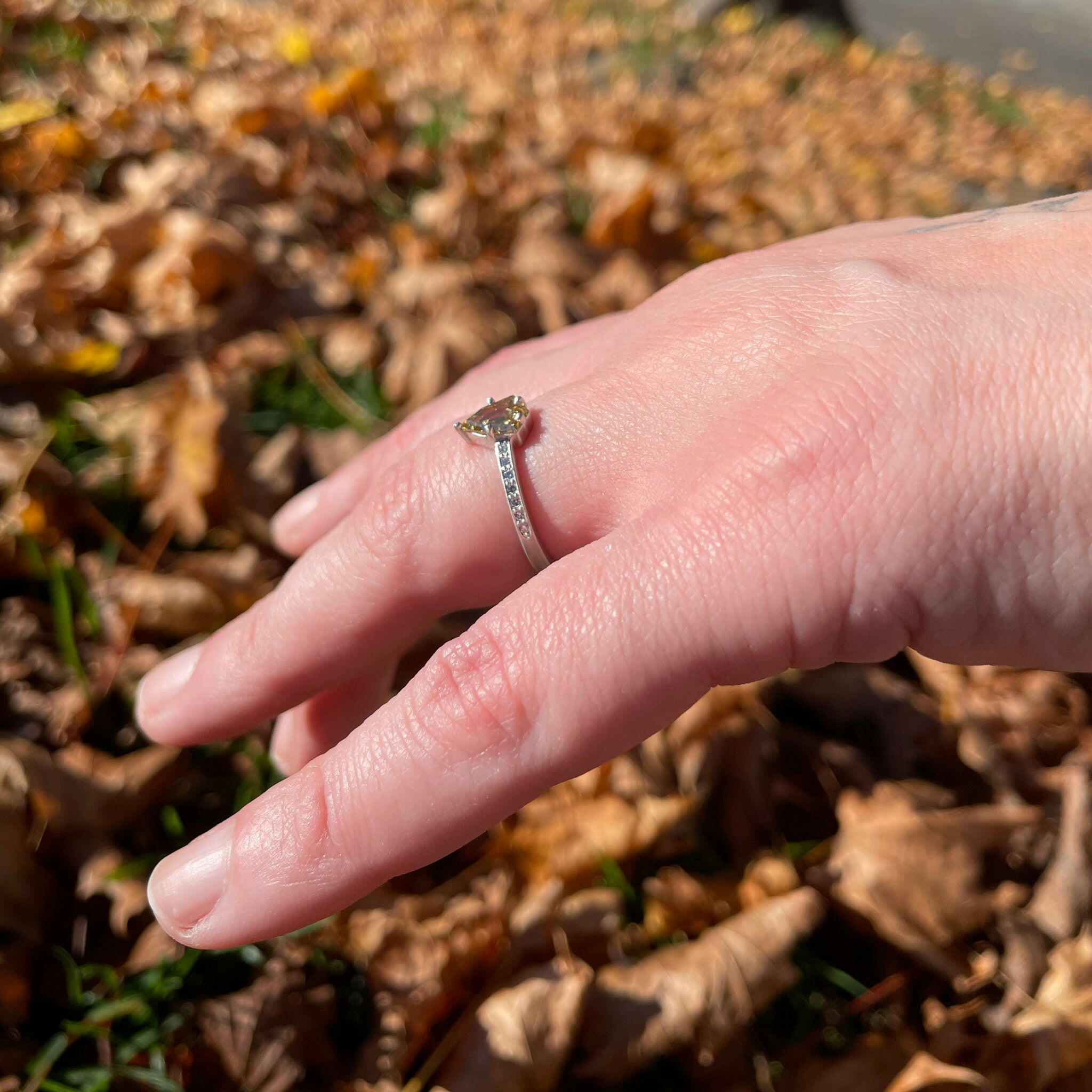 salt and pepper rose cut diamond ring