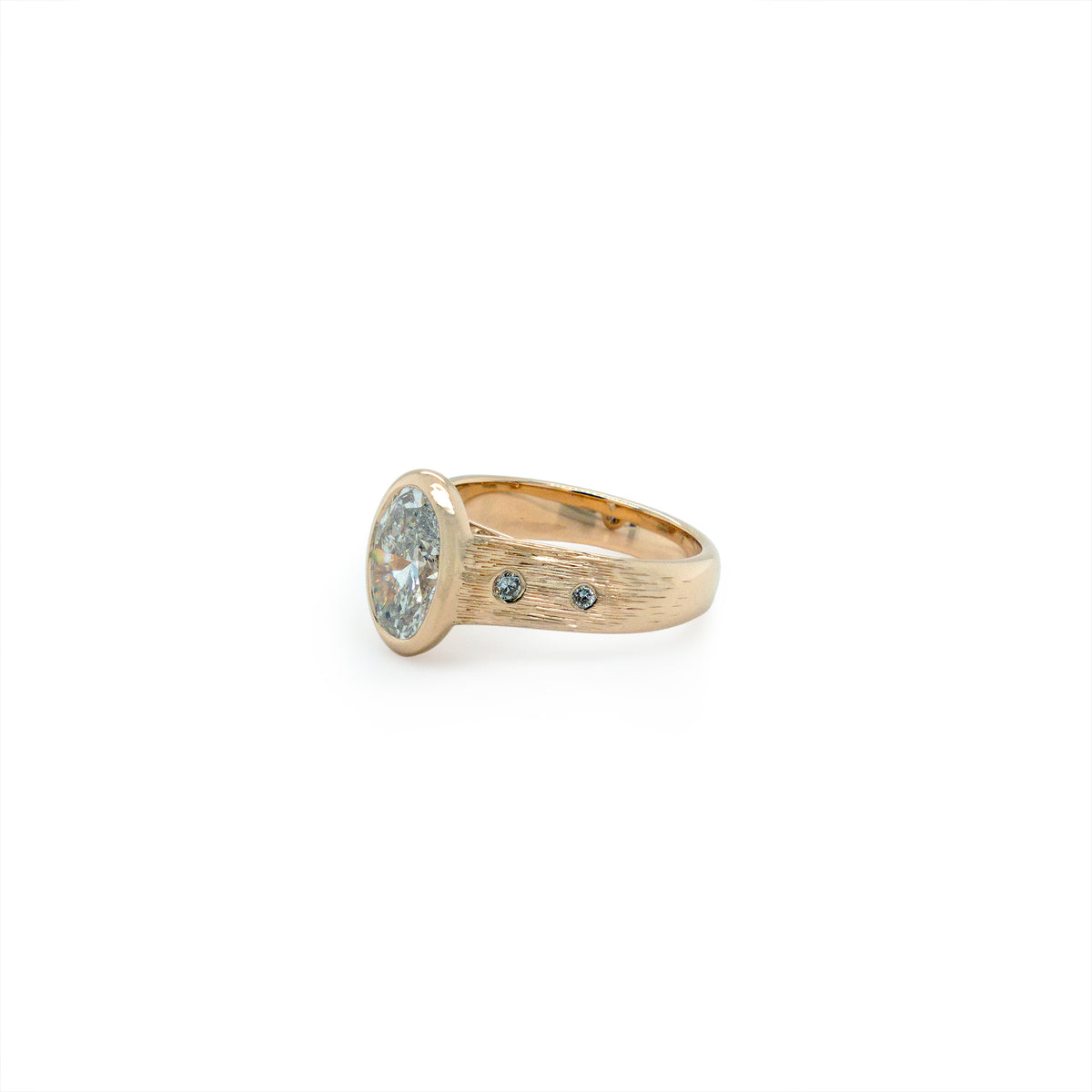 Glint Ring