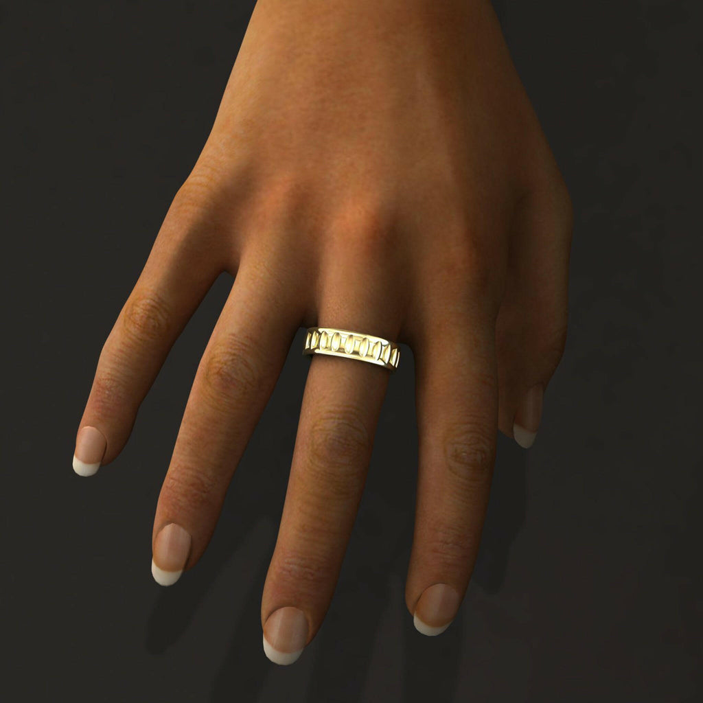Wide Clutch Band Gold